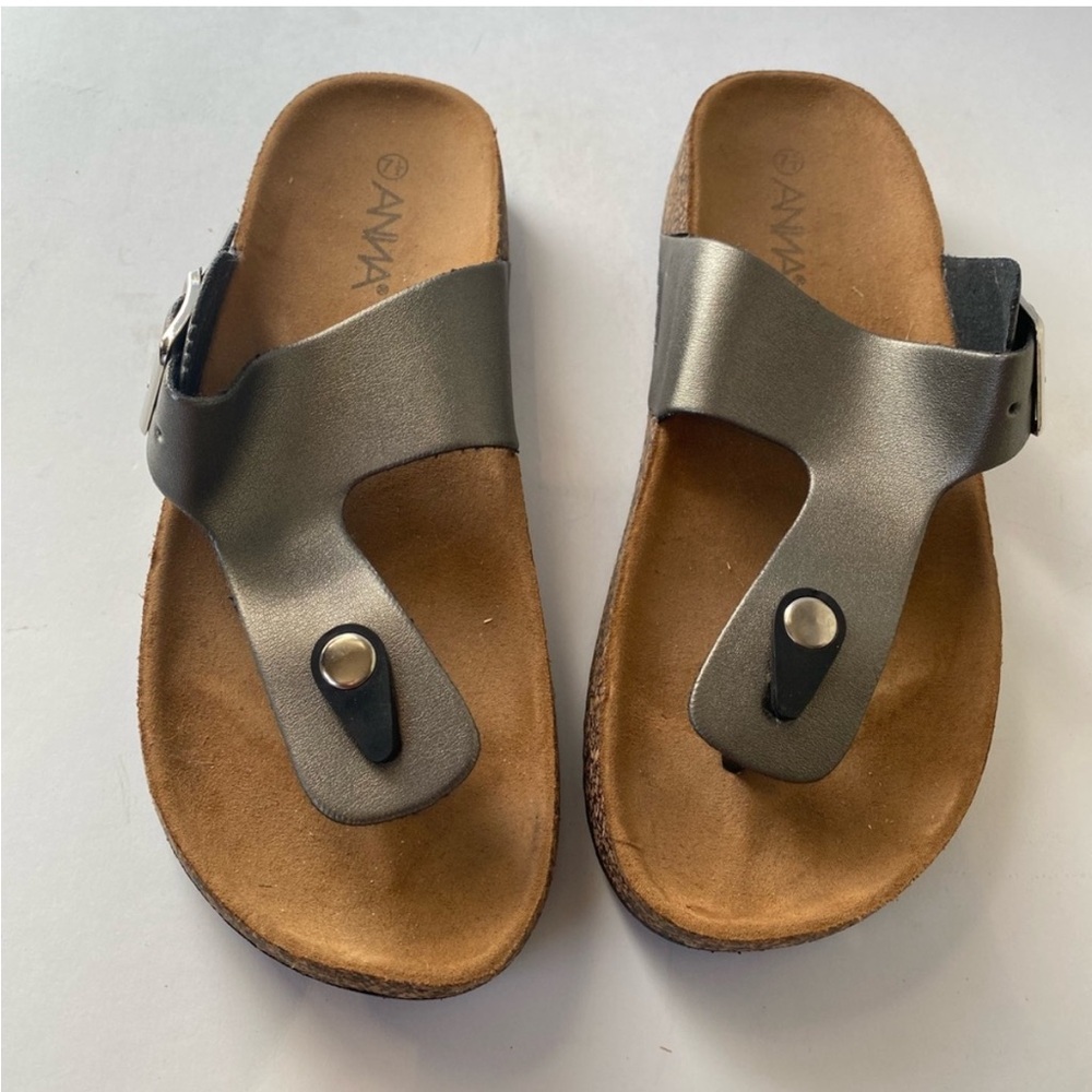Sandals size 7.5 Birkenstock lookalike